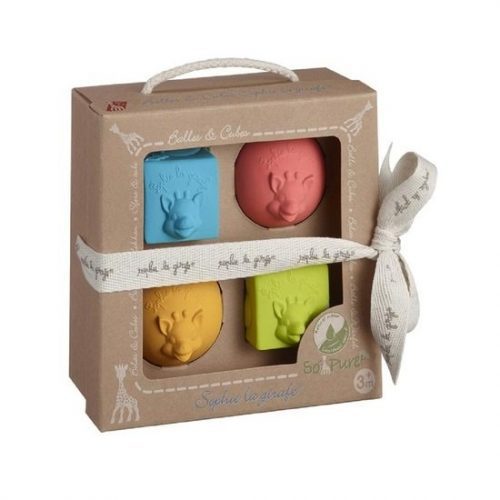 Sophie lopte i kocke za igru