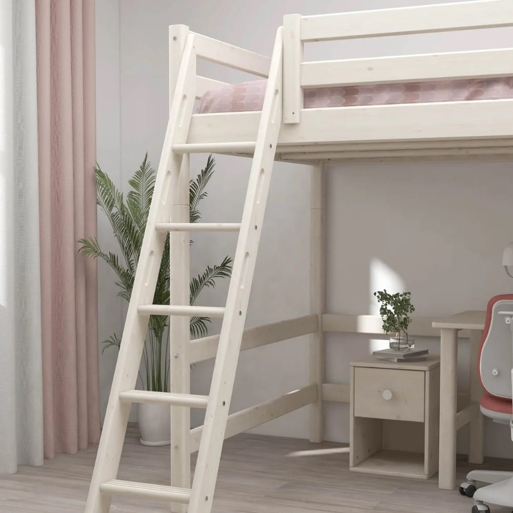 FLEXA High Krevet s kosim ljestvama 140 x 200 cm