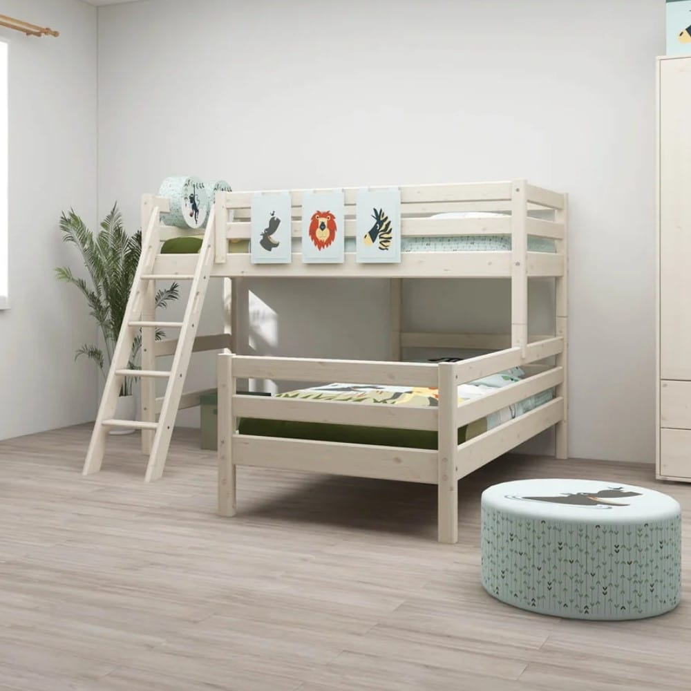 FLEXA Semi-high kutni krevet s kosim ljestvama 90x200