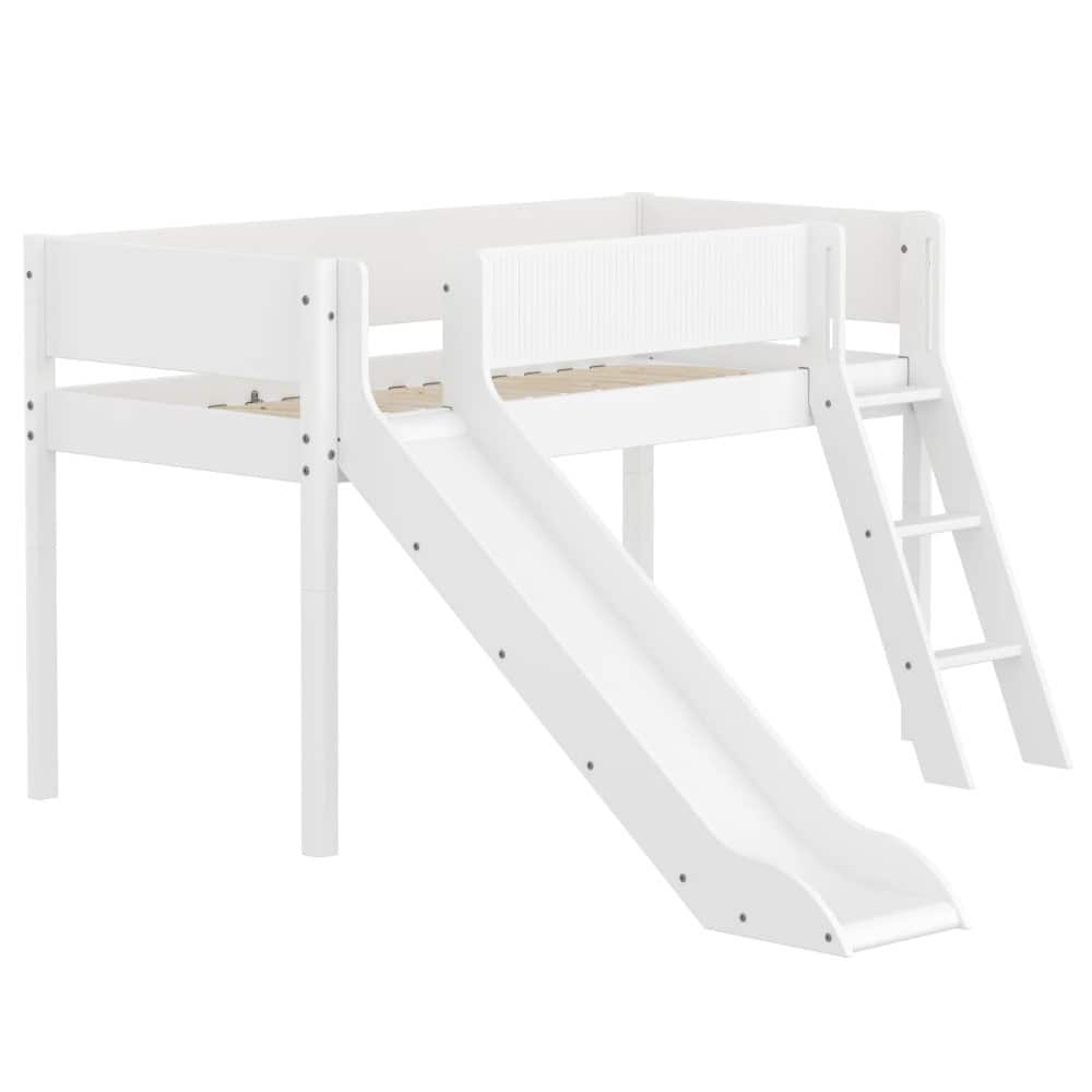 FLEXA WHITE mid-high s toboganom i kosim ljestvama