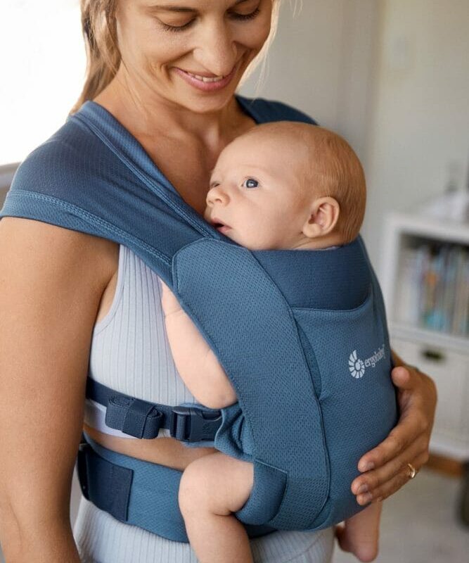 Ergobaby Embrace Soft Air Mesh nosiljka Plava